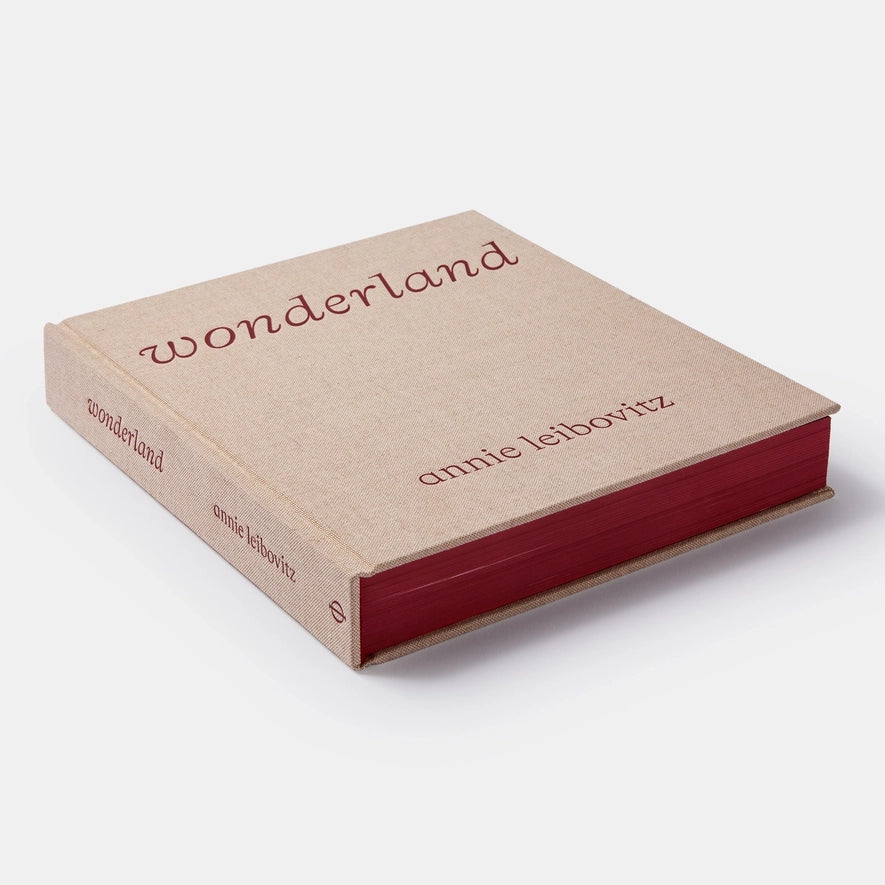 Annie Liebovitz "Wonderland"