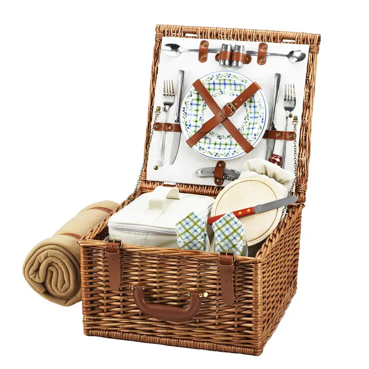 Cheshire Basket For Two with Blanket