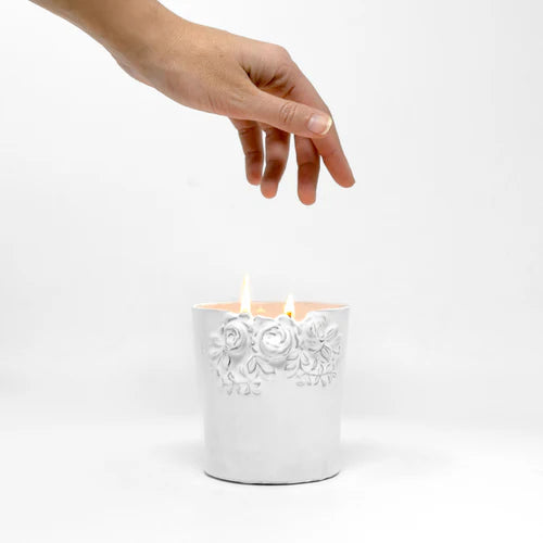La Vie en Rose Candle